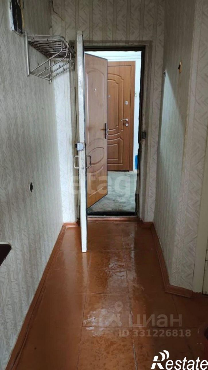 2-комн квартира мкр 2, 20,  д. 20