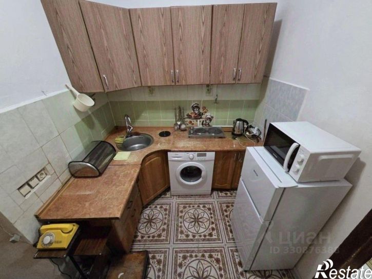 1-комн квартира Строительная улица, 15,  д. 15