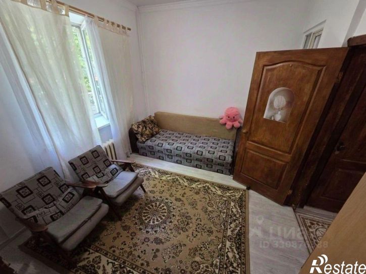 1-комн квартира Строительная улица, 15,  д. 15
