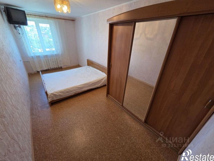 3-комн квартира улица Серафимовича, 28,  д. 28