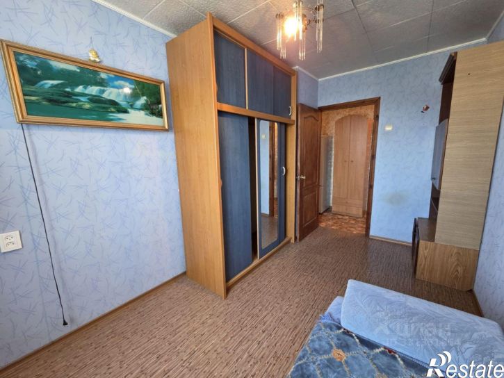 3-комн квартира улица Серафимовича, 28,  д. 28
