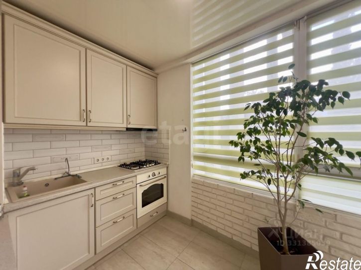 2-комн квартира улица Мухина, 38 к1,  д. 38 к1