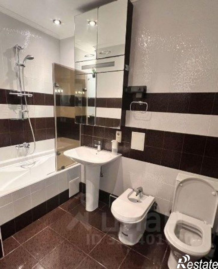 2-комн квартира проспект Генерала Острякова, 250А,  д. 250А