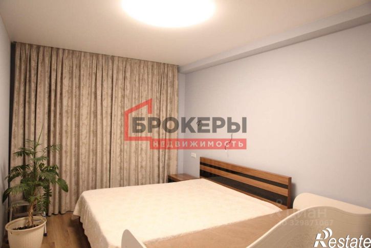 3-комн квартира ул Челнокова, 17 1,  д. 17 1,  к. 1