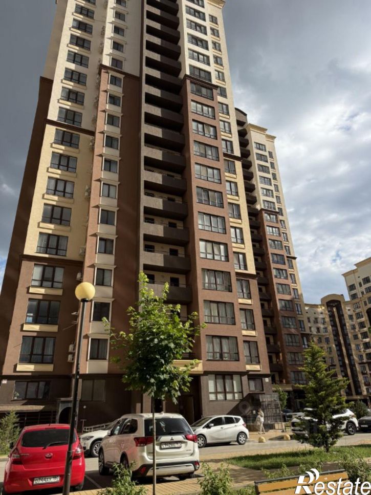 2-комн квартира улица Крымской Весны, 4 к2,  д. 4 к2