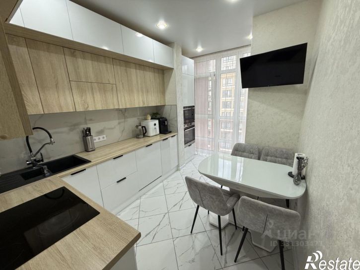 2-комн квартира улица Крымской Весны, 4 к2,  д. 4 к2