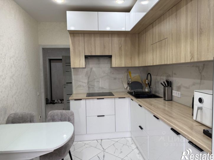 2-комн квартира улица Крымской Весны, 4 к2,  д. 4 к2