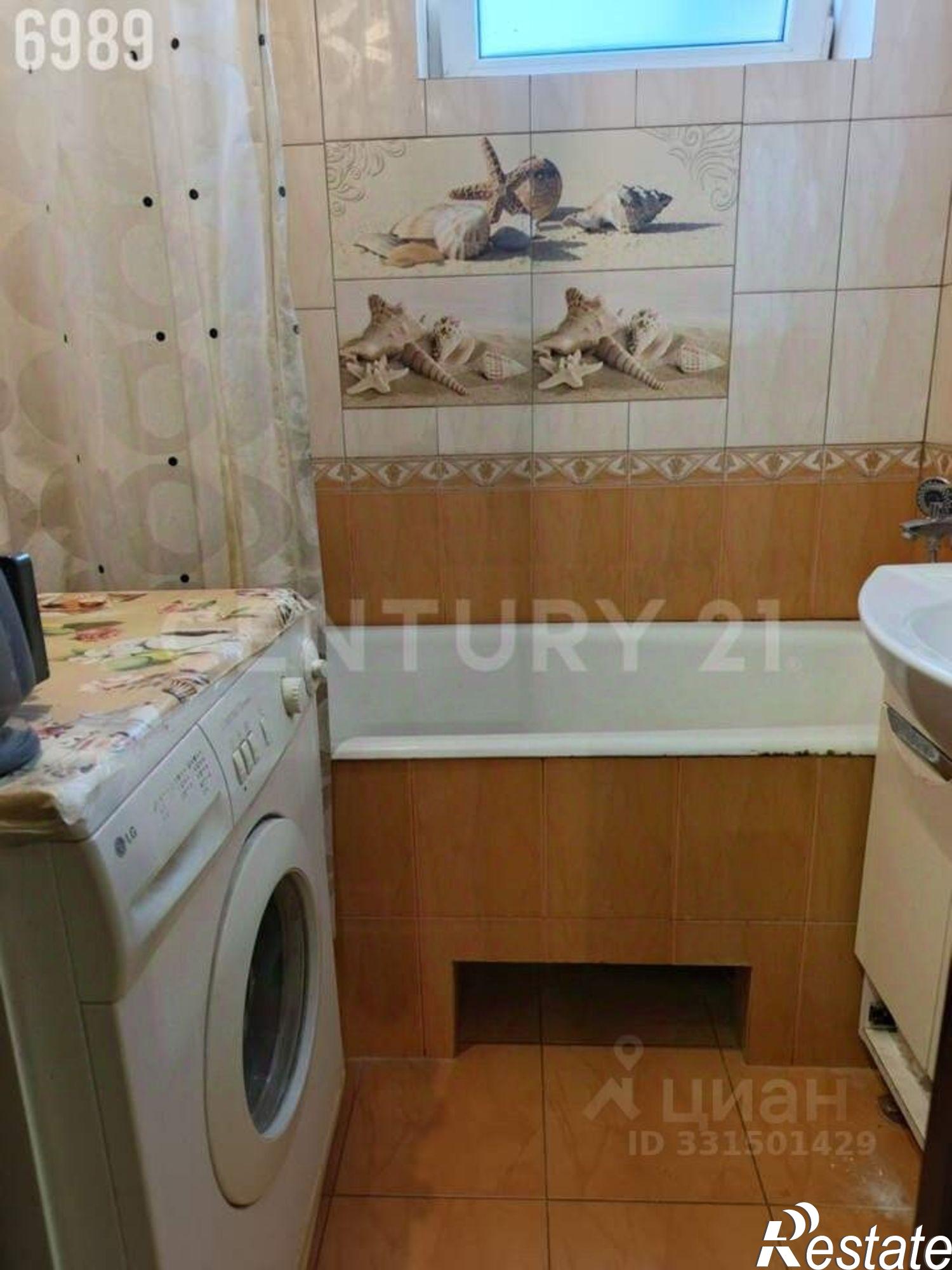 Сдать комнату за 12 000 рублей на пр-кт Генерала Острякова, 98