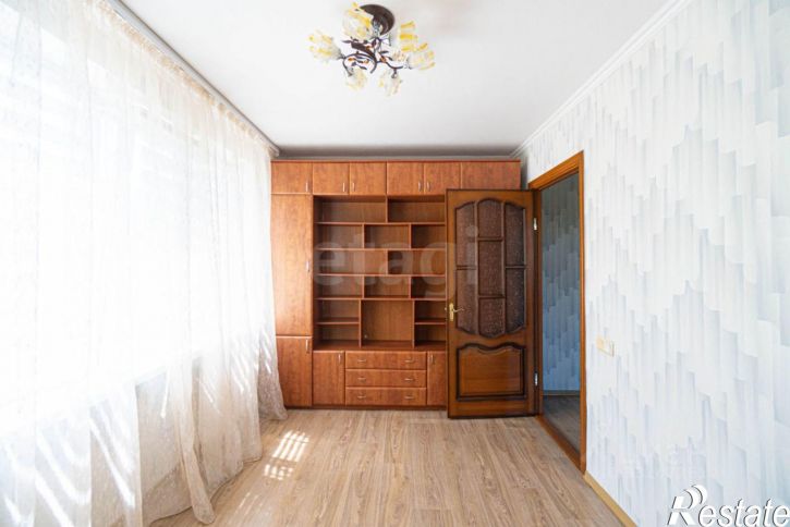 3-комн квартира проспект Победы, 39,  д. 39