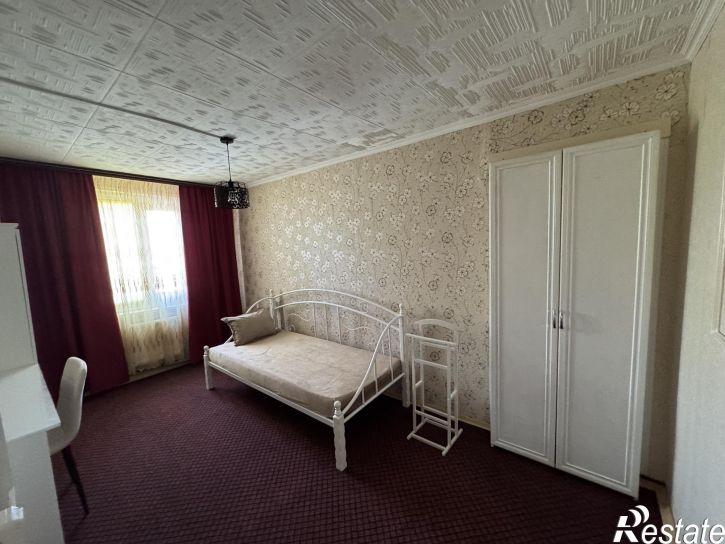 3-комн квартира 51-й Армии улица,49