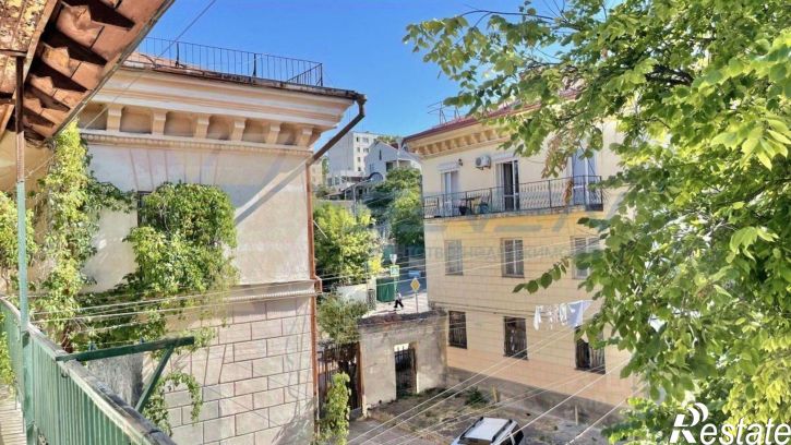 3-комн квартира Новороссийская улица, 18,  д. 18
