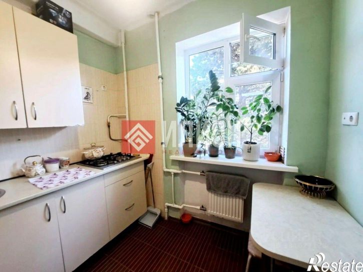 3-комн квартира проспект Гагарина, 17Б,  д. 17Б