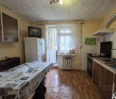 2-комн, 49кв м, этаж 1/5 городской округ Симферополь