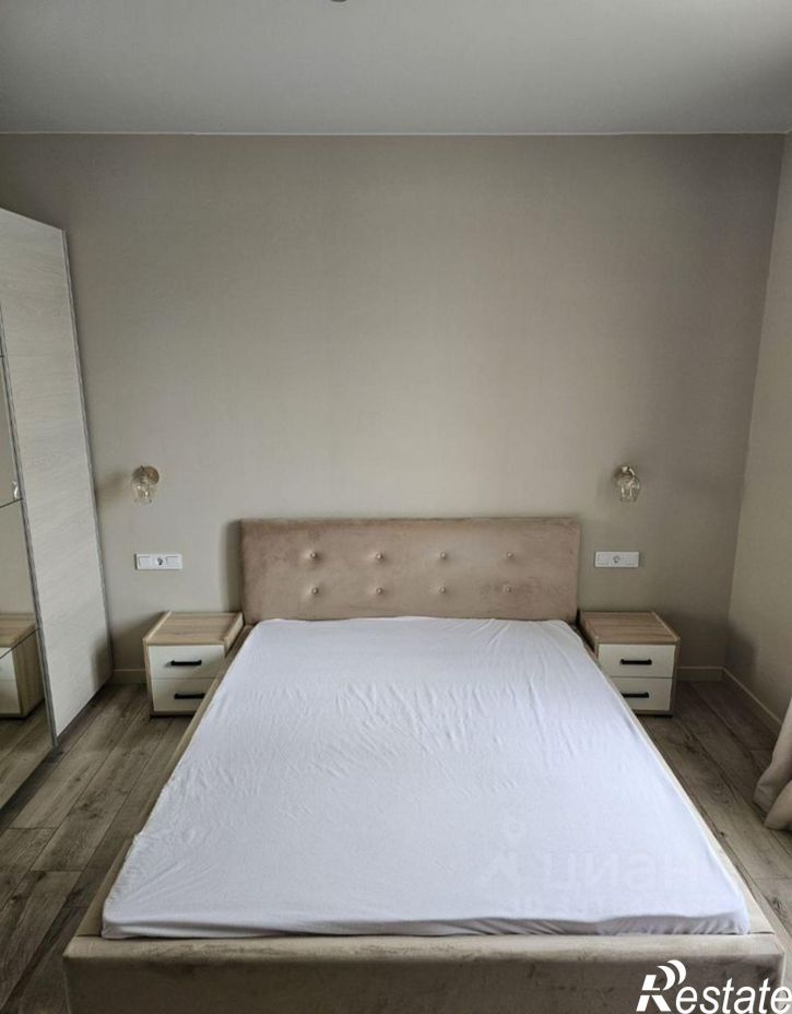 2-комн квартира ул Крымской весны, 4 2,  д. 4 2,  к. 2