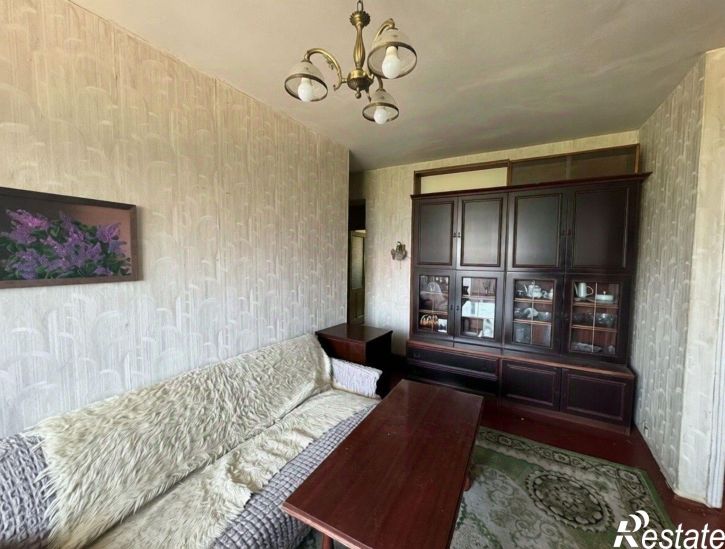 3-комн квартира Ленинский, Академика Крылова ул., 9