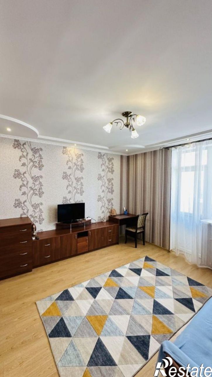 1-комн квартира ул Комбрига Потапова, 16,  д. 16