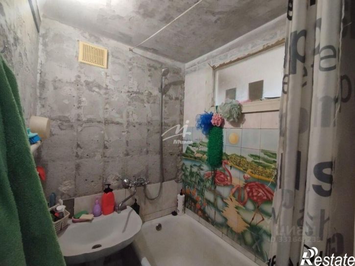 3-комн квартира пр-кт Октябрьской революции, 89,  д. 89