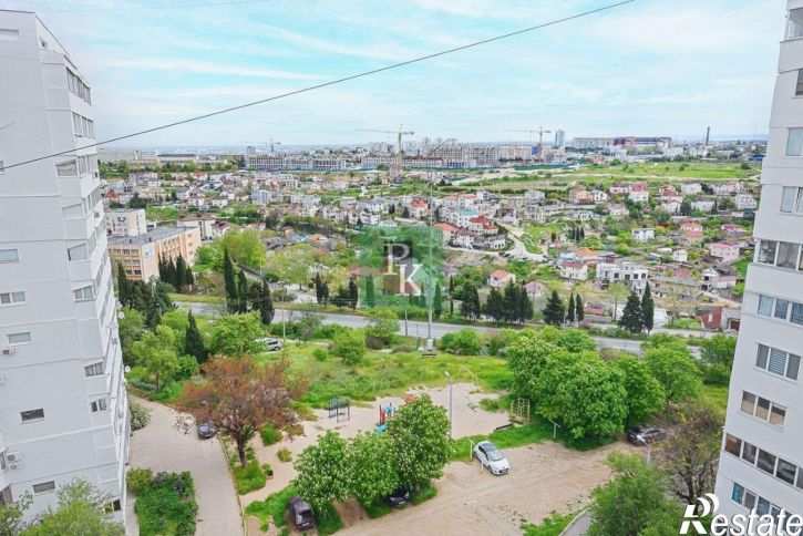 3-комн квартира пр-кт Октябрьской революции, 93,  д. 93
