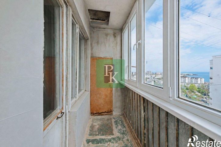 3-комн квартира пр-кт Октябрьской революции, 93,  д. 93