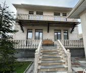 коттедж 450 кв м ул Отважных, 1
