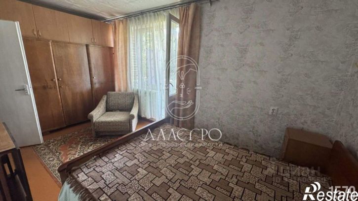 2-комн квартира пр-кт Октябрьской революции, 49,  д. 49