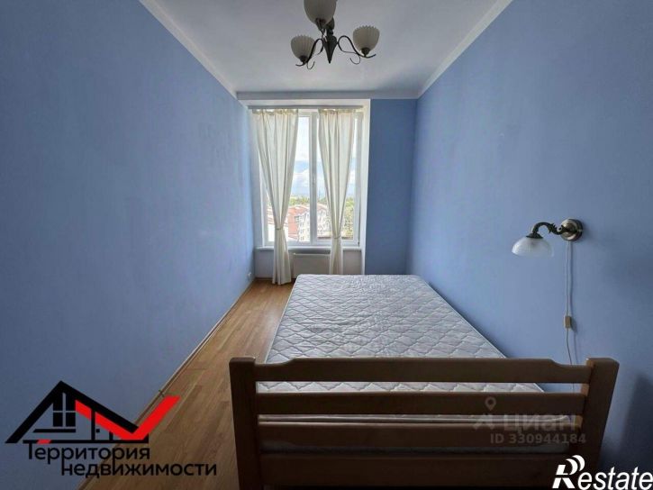 2-комн квартира ул Челнокова, 12/6,  д. 12/6