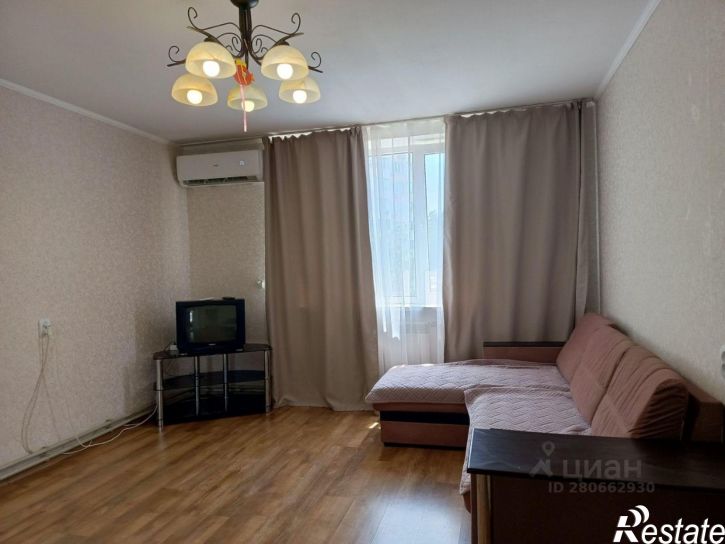 3-комн квартира Севастополь, улица Молодых Строителей, 8