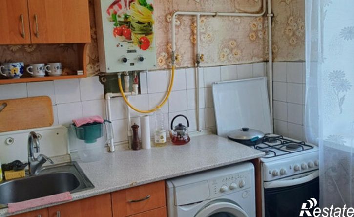 3-комн квартира Симферополь, улица Крымских Партизан, 3