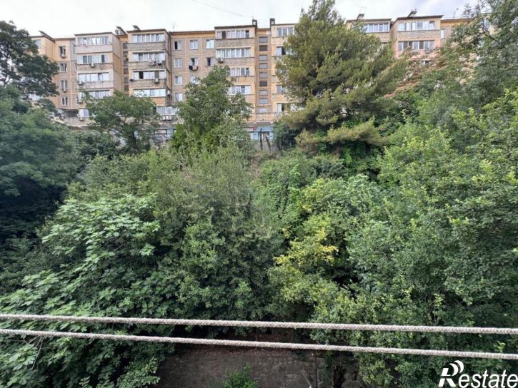 2-комн квартира Ялта, Садовая ул., 52