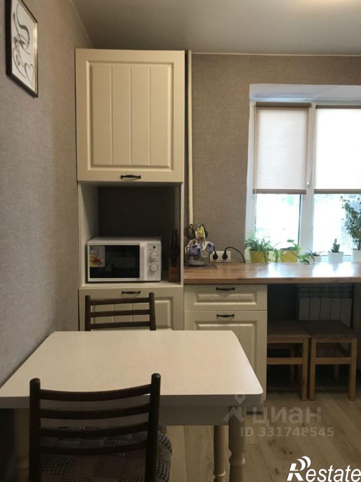2-комн квартира Керчь, улица Горького, 10