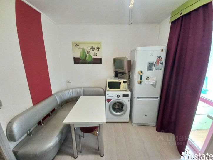 3-комн квартира Евпатория, проспект Победы, 58