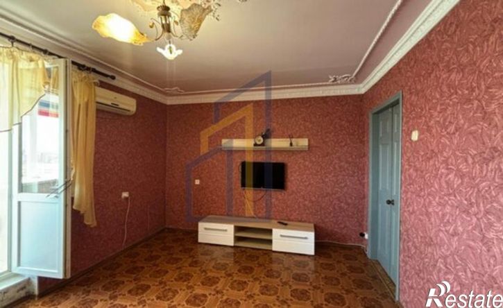 2-комн квартира Евпатория, проспект Победы, 47