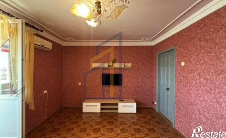 2-комн квартира Евпатория, проспект Победы, 47