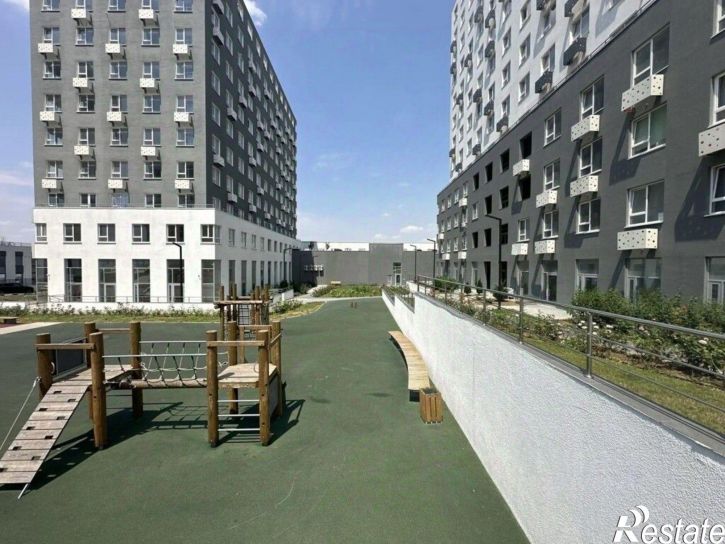 2-комн квартира Симферополь, пр-т Александра Суворова, 97