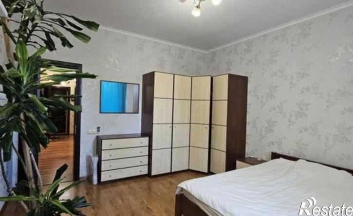3-комн квартира Евпатория, улица Сытникова, 4А