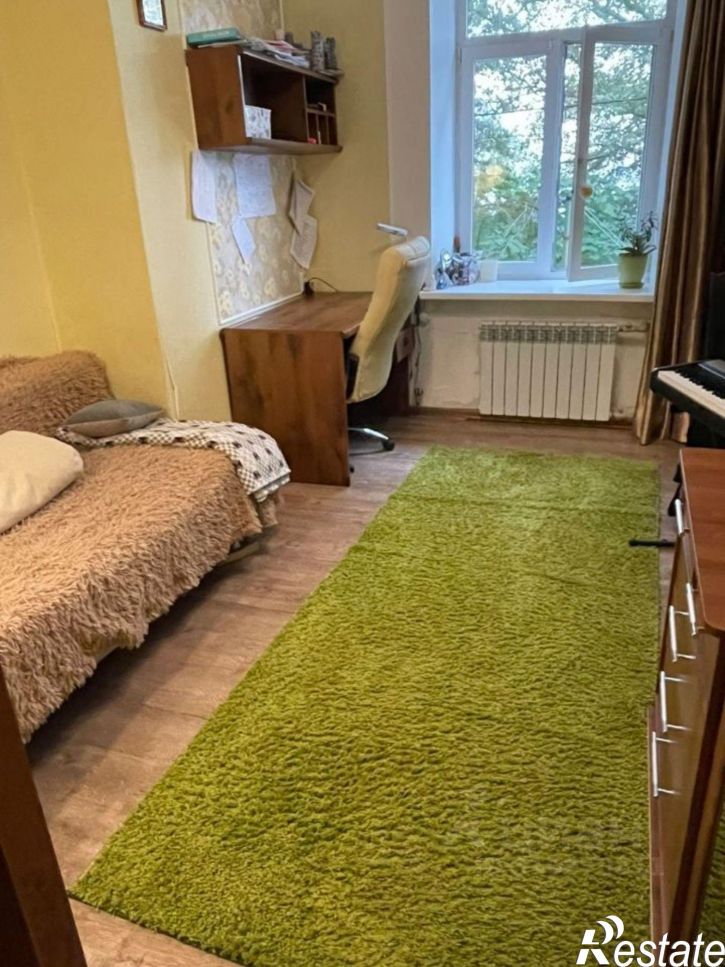 2-комн квартира ул Адмирала Макарова, 13,  д. 13