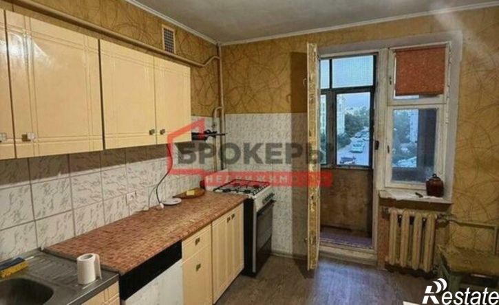 2-комн квартира Севастополь, улица Челнокова, 33