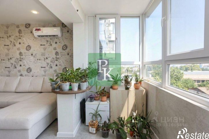 3-комн квартира улица Токарева, д 18б