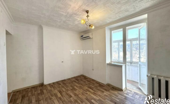 2-комн квартира Симферополь, переулок Альпинистов, 8/5