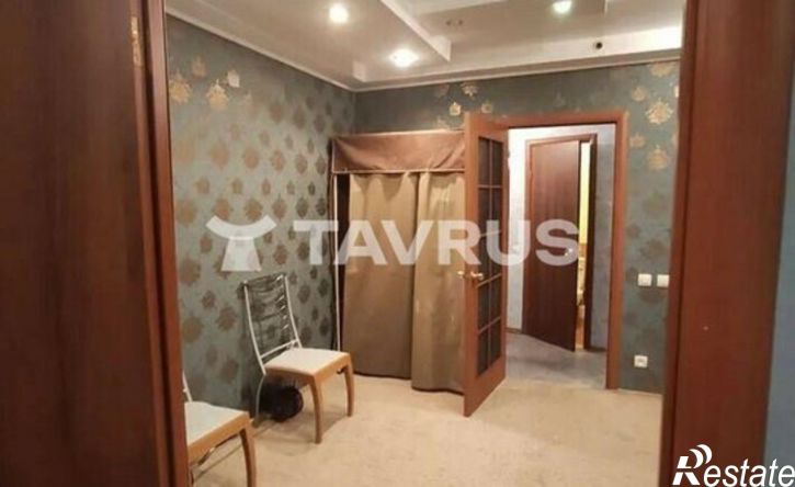 2-комн квартира Симферополь, улица Спера, 10