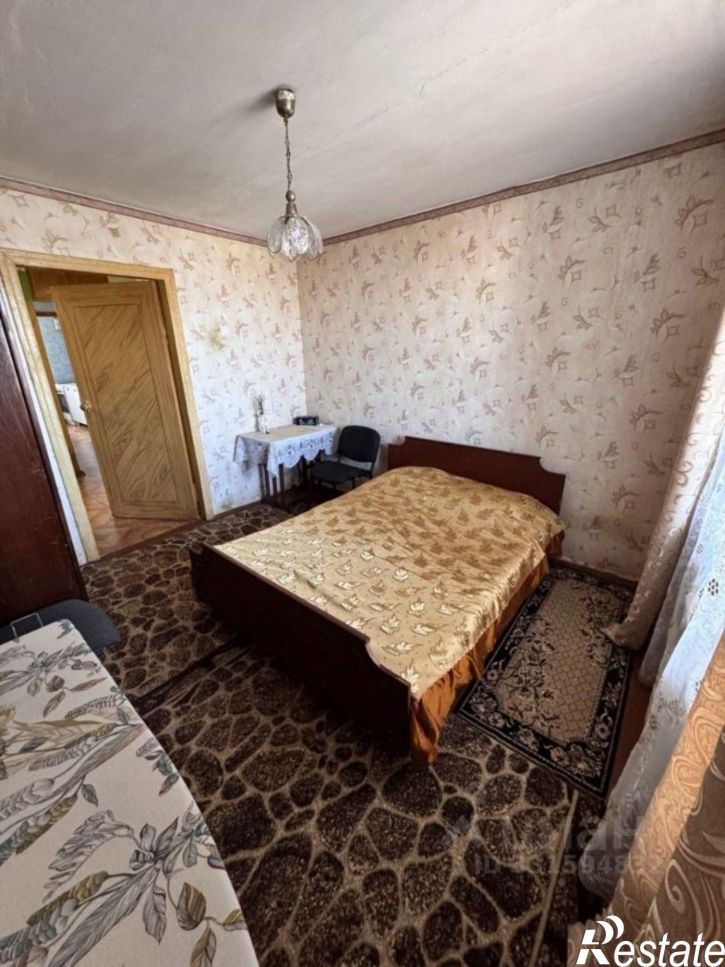 3-комн квартира Феодосия г., Дружбы ул., 40