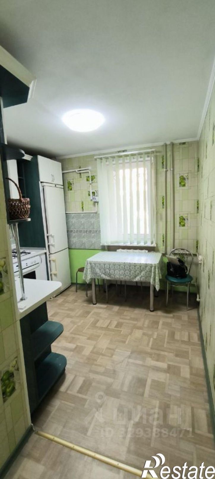3-комн квартира Симферополь, Одесская улица, 9
