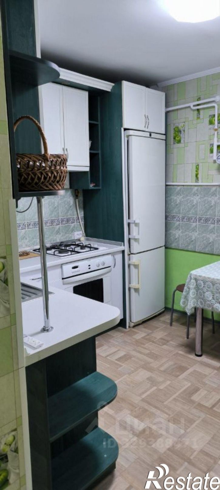 3-комн квартира Симферополь, Одесская улица, 9