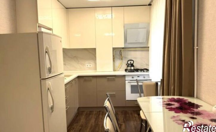 2-комн квартира Симферополь, улица Менделеева, 8