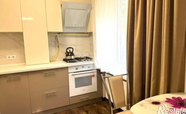 2-комн квартира Симферополь, улица Менделеева, 8