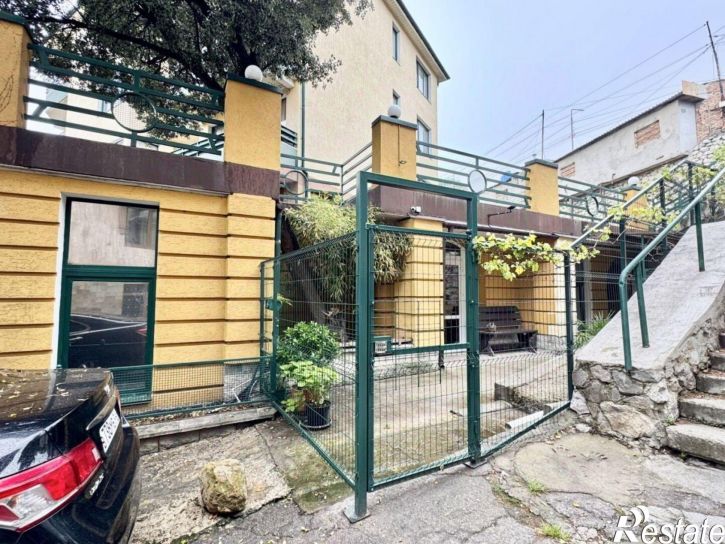 2-комн квартира Алупка, 1 Мая ул., 1литераВ