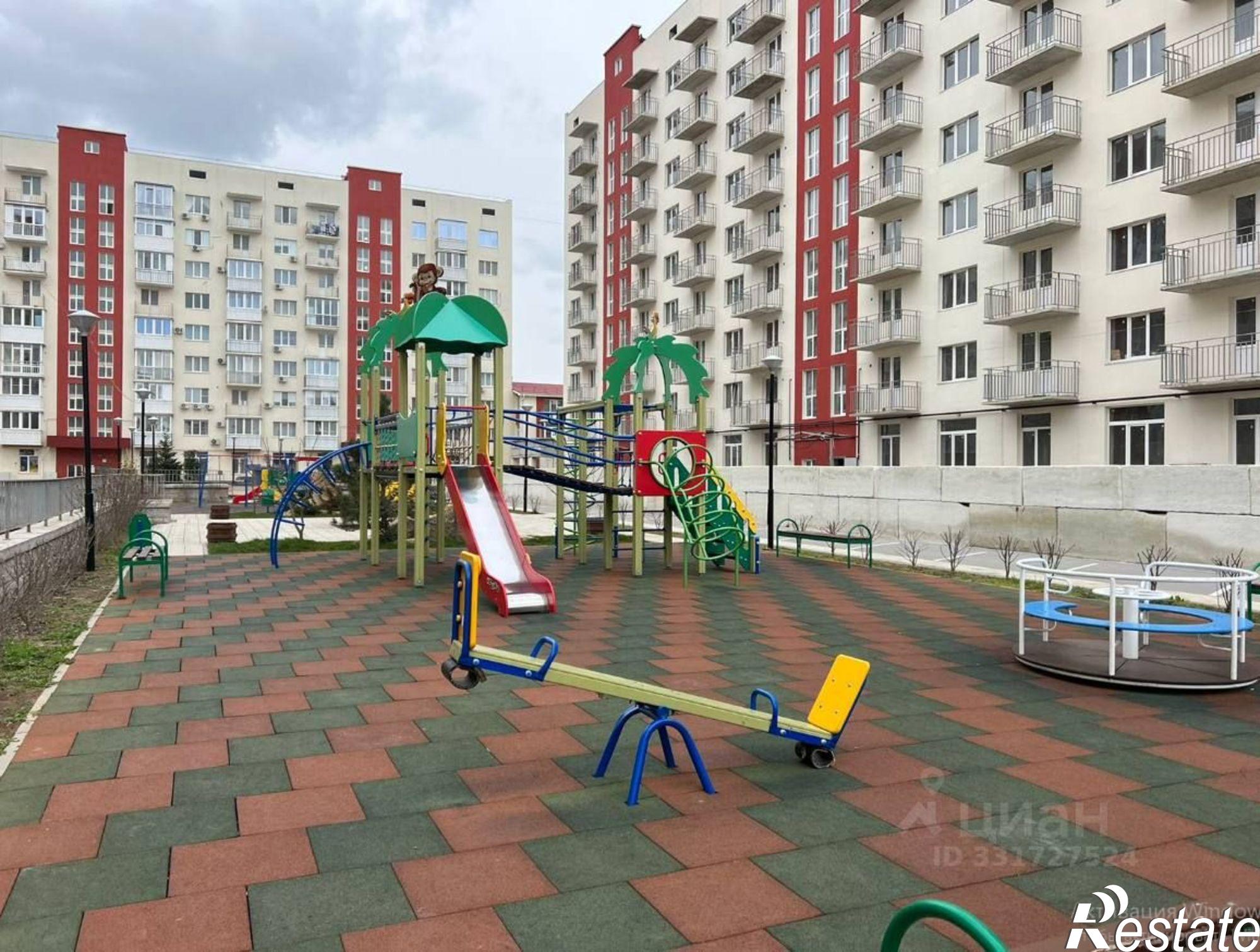 Купить комнату за 8 200 000 рублей на Евпатория г., Чапаева ул., 99