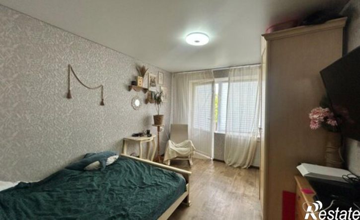 2-комн квартира Симферополь, улица Крымских Партизан, 7
