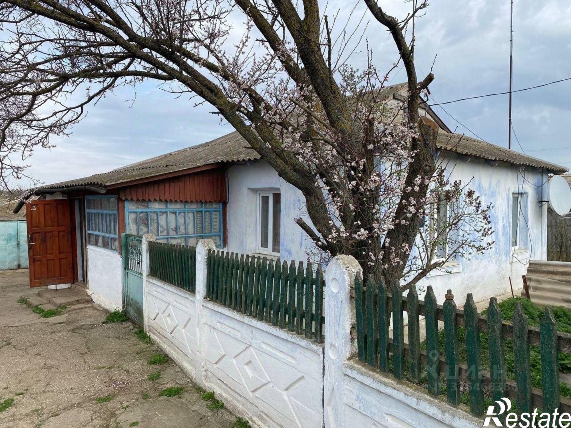 Купить дачу, дом, коттедж за 4 000 000 рублей на Сакский район