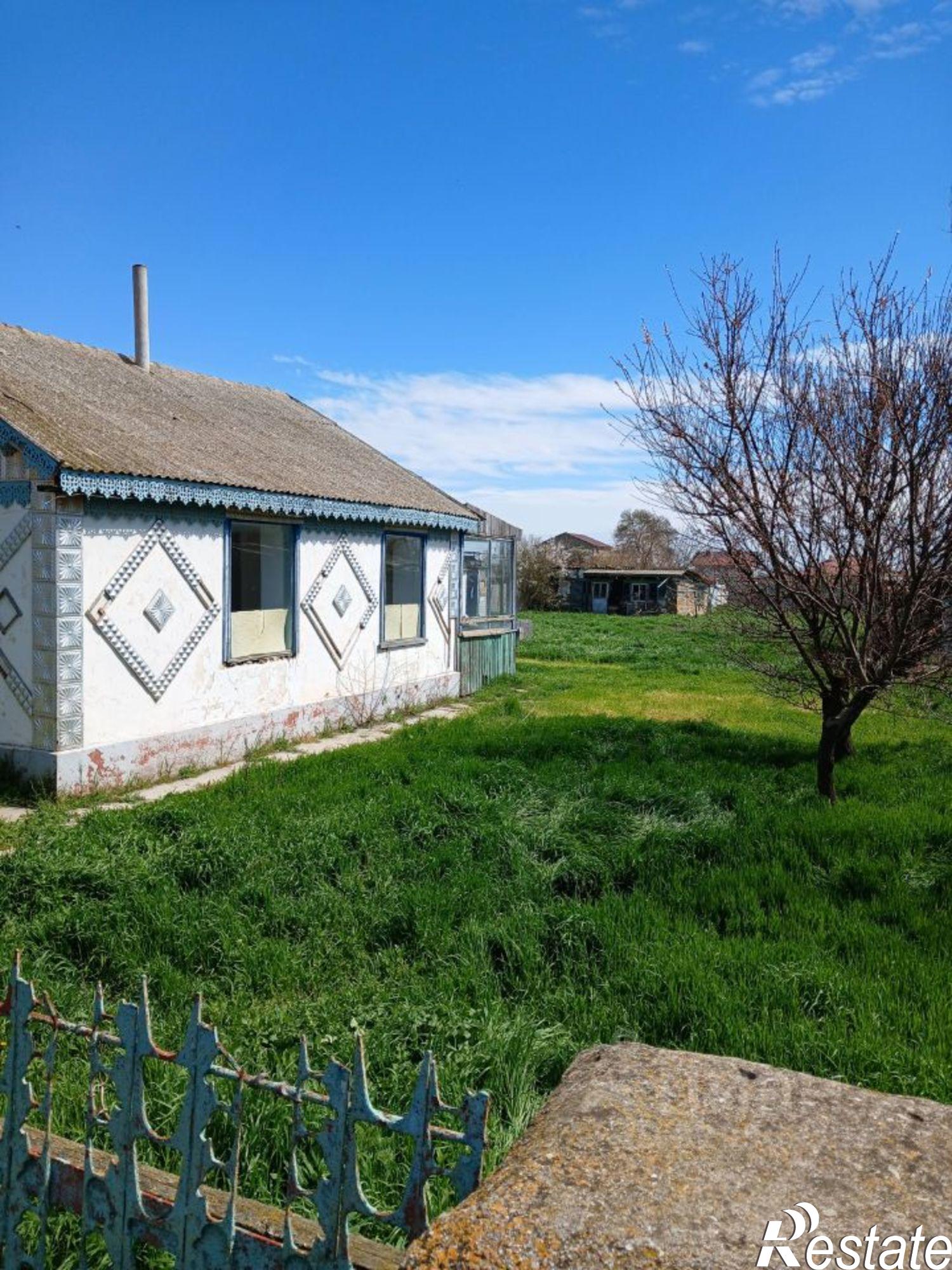 Купить дачу, дом, коттедж за 5 100 000 рублей на Сакский район, село Молочное